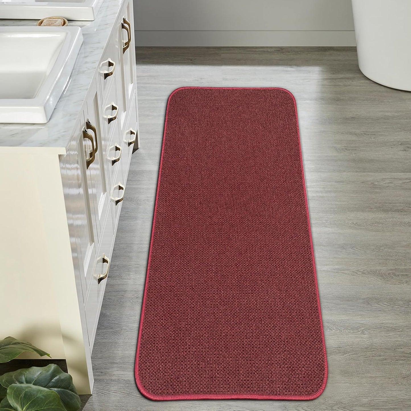 Bath Mat,Ultra Thin Bathroom Runner Rugs,Large Bath Mats for Bathroom,Quick Dry,Non-Slip,Machine Washable,Low Pile,Bath Rug,Shower Outside,Sink,Home Decor Accessories.Red,1'5"x2'11"（17x35inch）